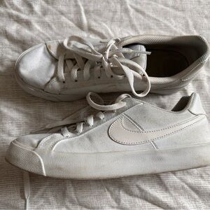 White Nike Sneakers- Women’s Size 7